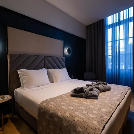 Otel Axis Club Aliados