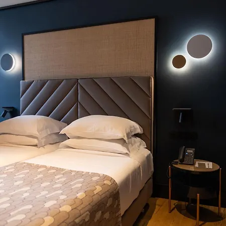 Axis Club Aliados Porto