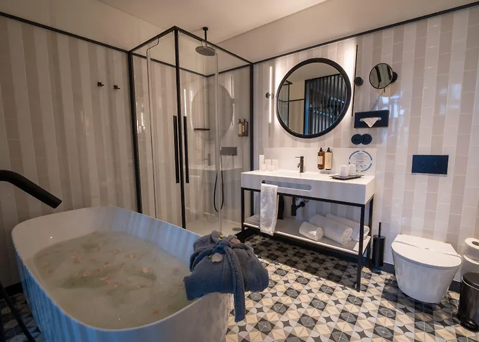 Axis Club Aliados Порту