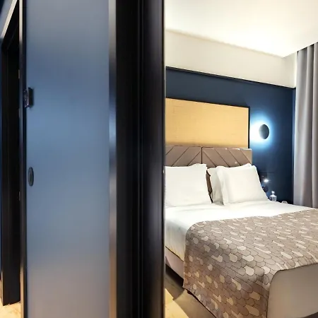 Axis Club Aliados Hotel