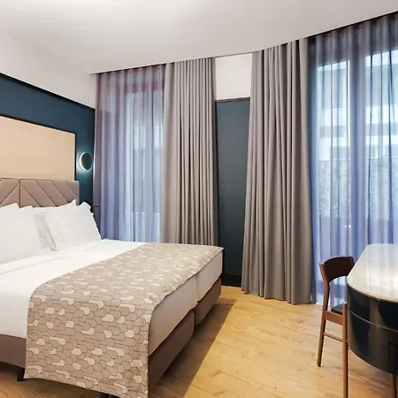 Axis Club Aliados 4* Porto