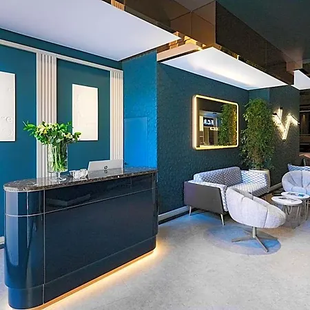 Axis Club Aliados Hotel 4*