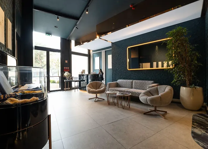 Axis Club Aliados Otel Porto