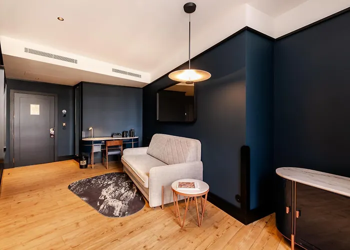 Axis Club Aliados 4* Porto