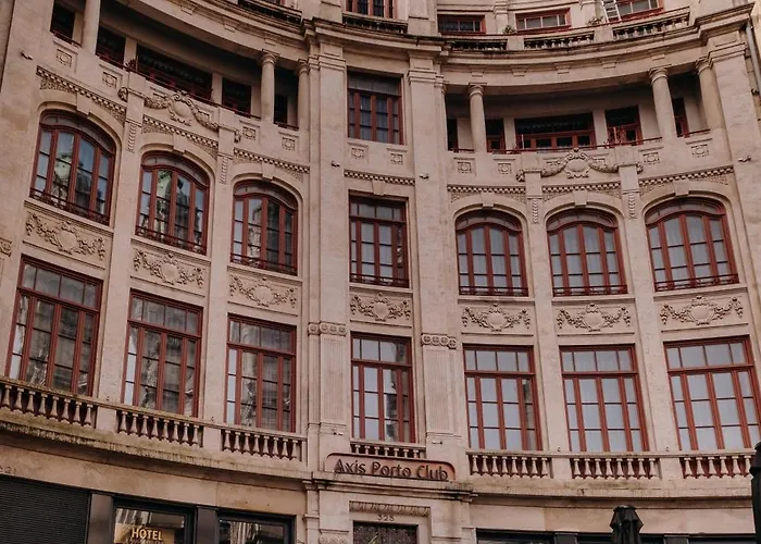 Axis Club Aliados Otel 4*