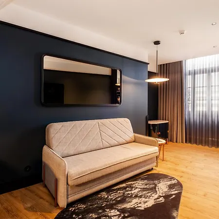 فندق Axis Club Aliados 4*