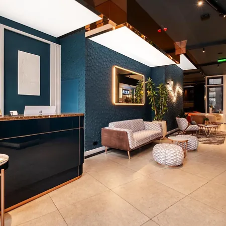 Hotel Axis Club Aliados