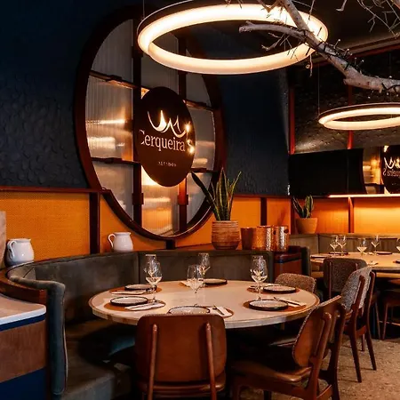 فندق Axis Club Aliados 4*