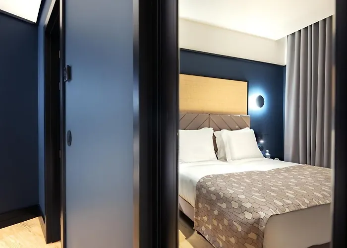 Axis Club Aliados فندق