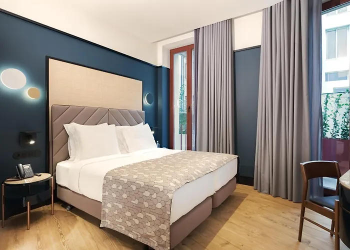 فندق Axis Club Aliados 4*