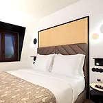 Axis Club Aliados Hotel Oporto