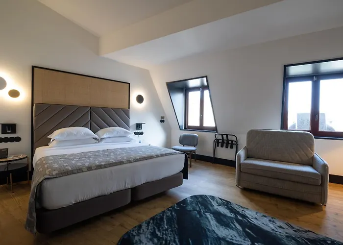 Hotel Axis Club Aliados